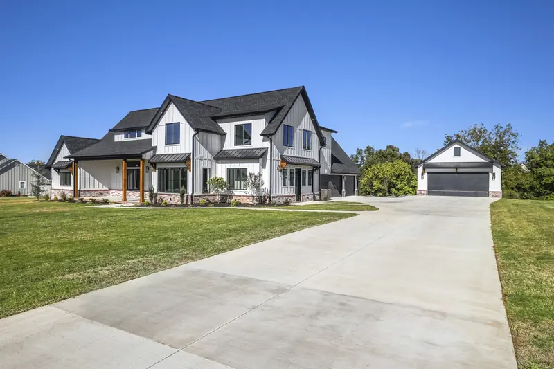 Front elevation, The Modern Farmhouse