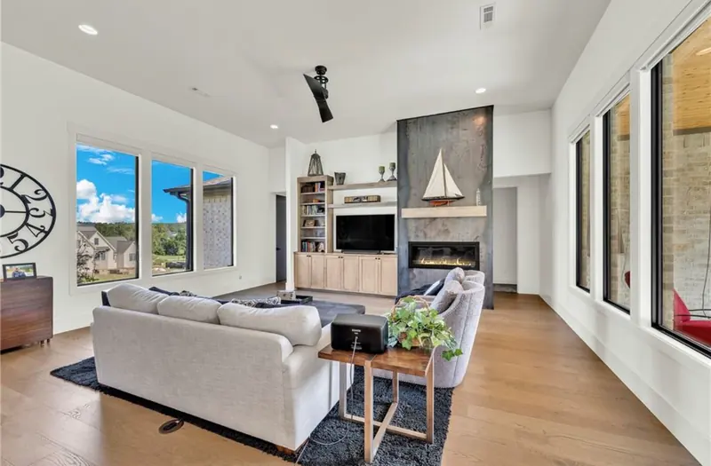 Living room, The Sunset Modern Ranch