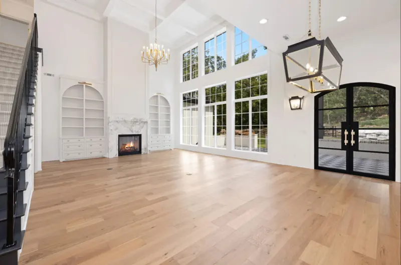 Two-story great room, The White Brick Estate